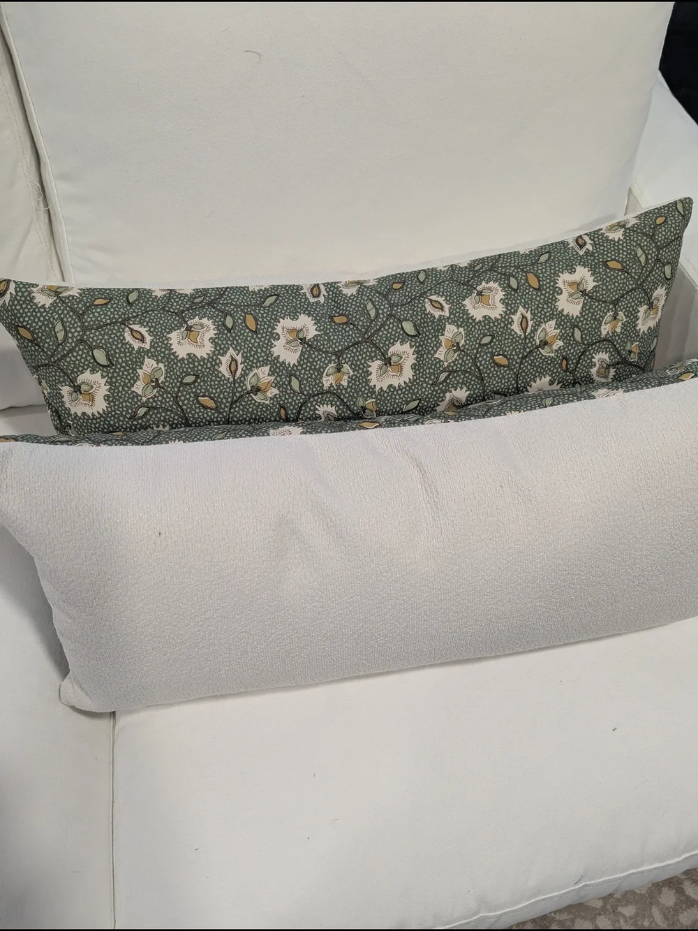 Green Floral Lumbar Pillow Set